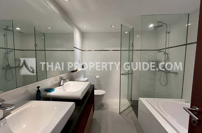 Condominium in Phaholyothin 